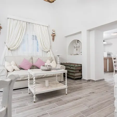 Iokasti Villa
